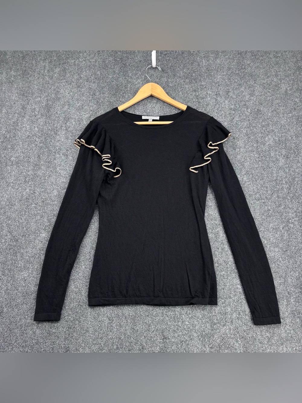 Neiman Marcus Black Cashmere Romantic Minimalist Sweater Ruffle Shoulder Size L